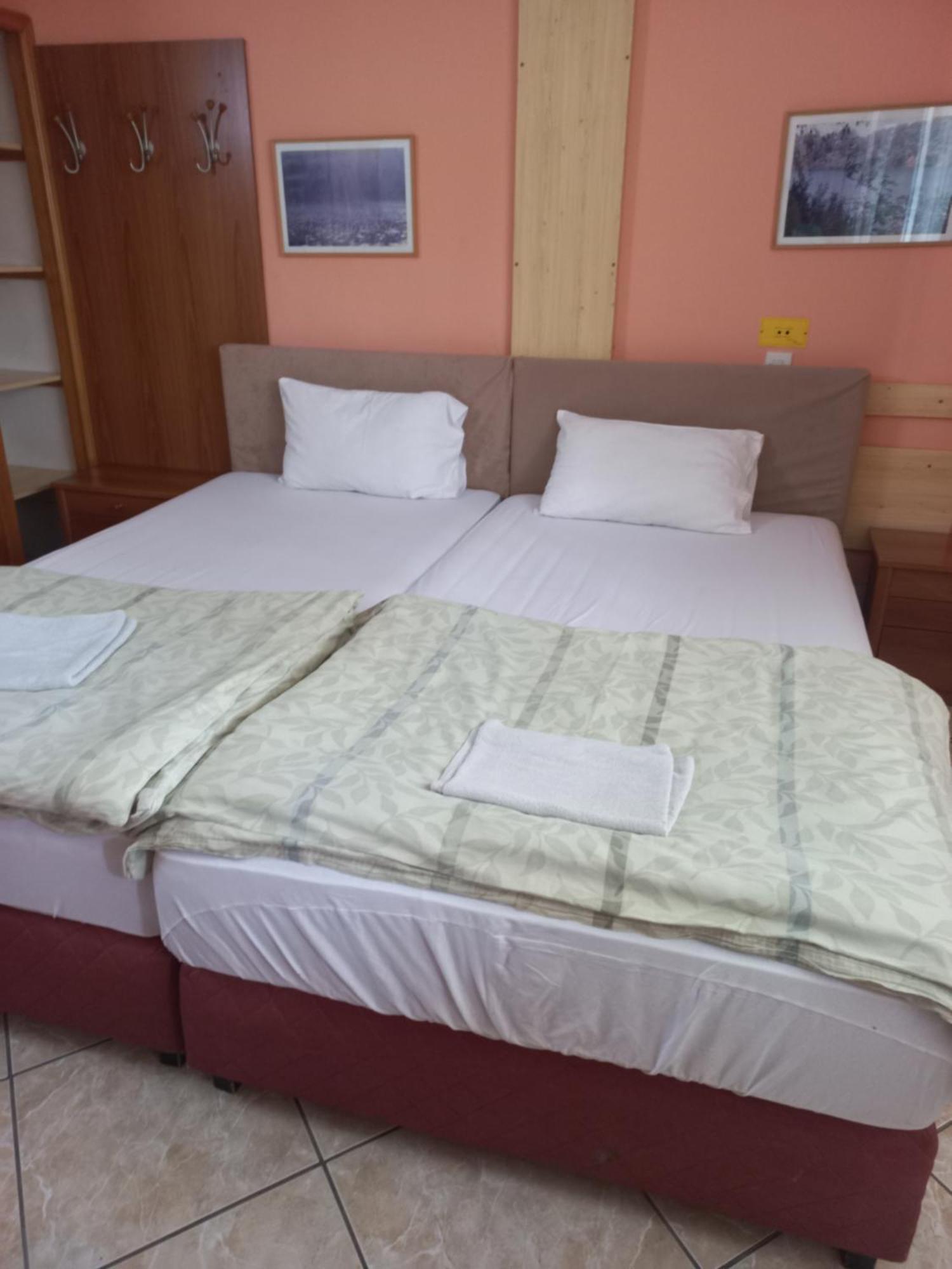Hostel Bata Kanjiža Zewnętrze zdjęcie