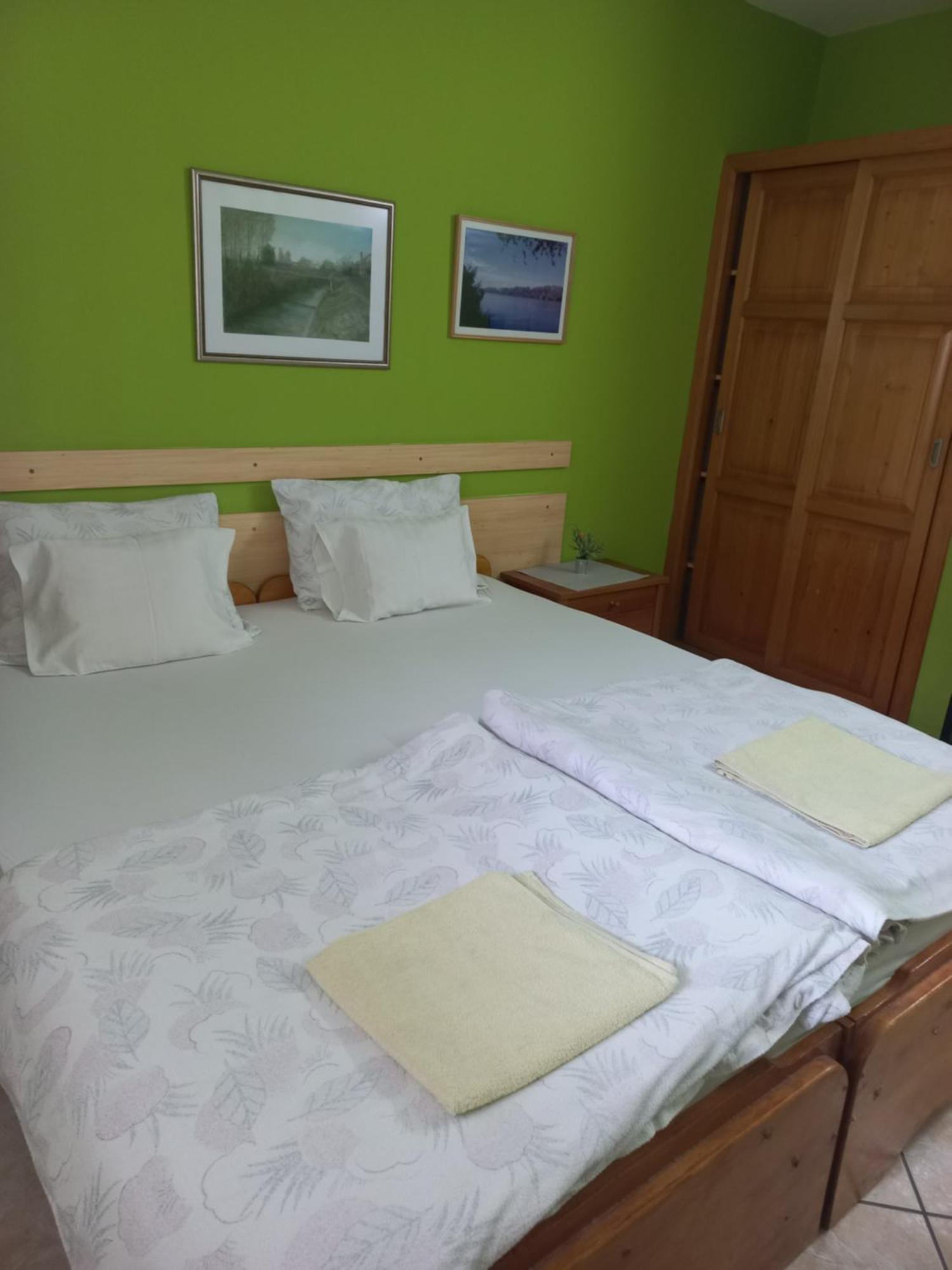 Hostel Bata Kanjiža Zewnętrze zdjęcie