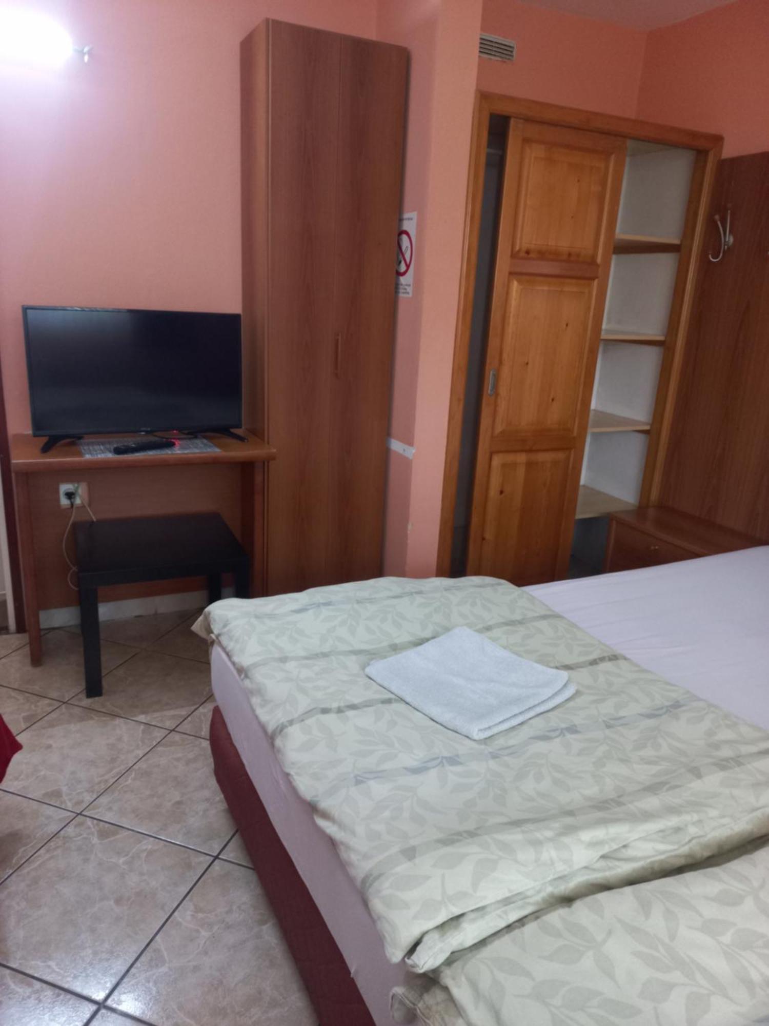 Hostel Bata Kanjiža Zewnętrze zdjęcie
